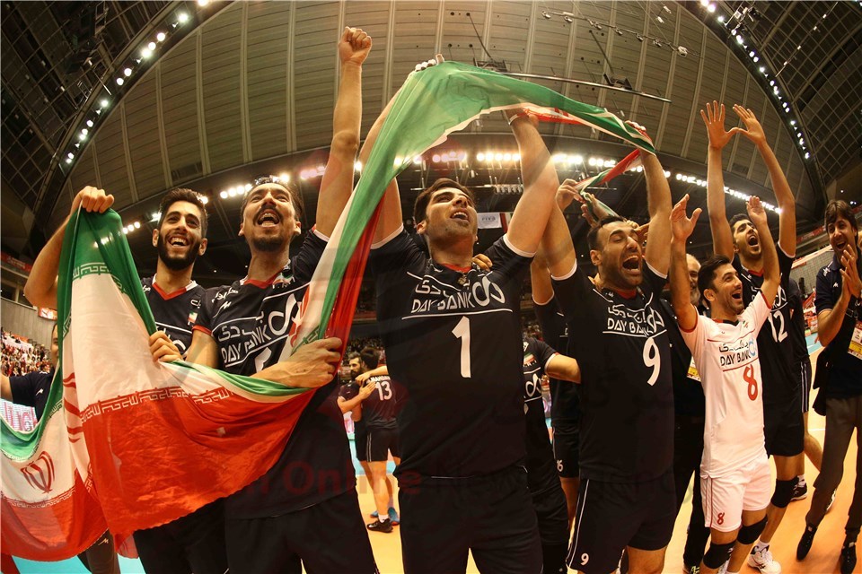 شادی بی پایان والیبالیست های ایران پس از صعود به المپیک ریو