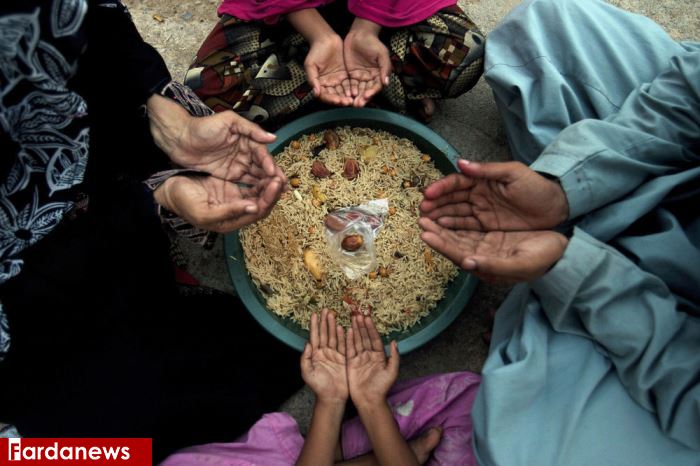سفره افطار خانواده پاکستانی +عکس
