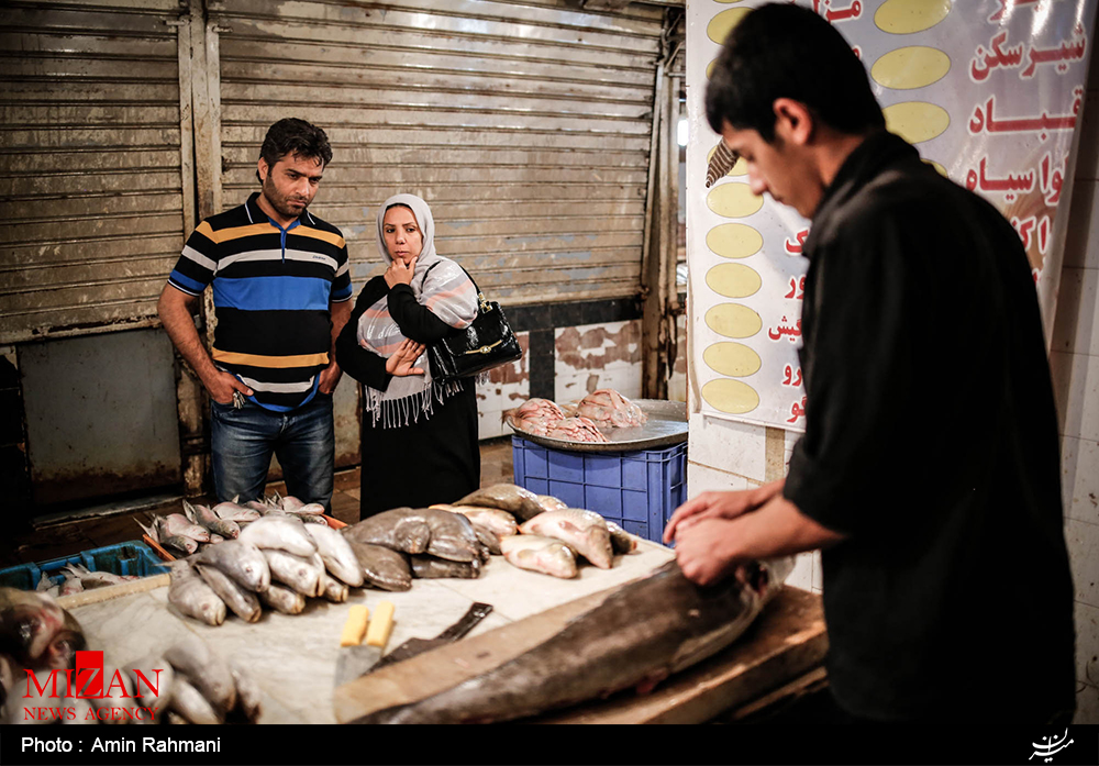 چشیدن طعم ماهی جنوب در بازار ماهی فروشان آبادان