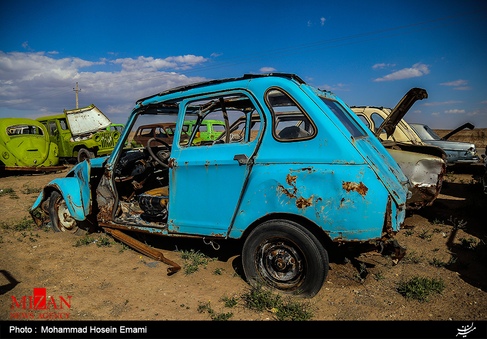 دورهمی خودروهای فرسوده / پارک خاطرات در تهران + عکس