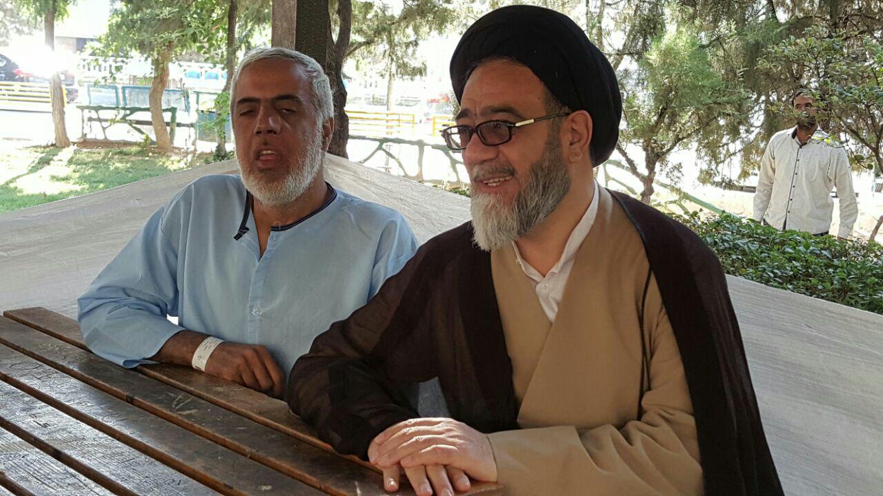 عیادت نماینده ولی فقیه در ارتش از پدر شهید مدافع حرم+عکس