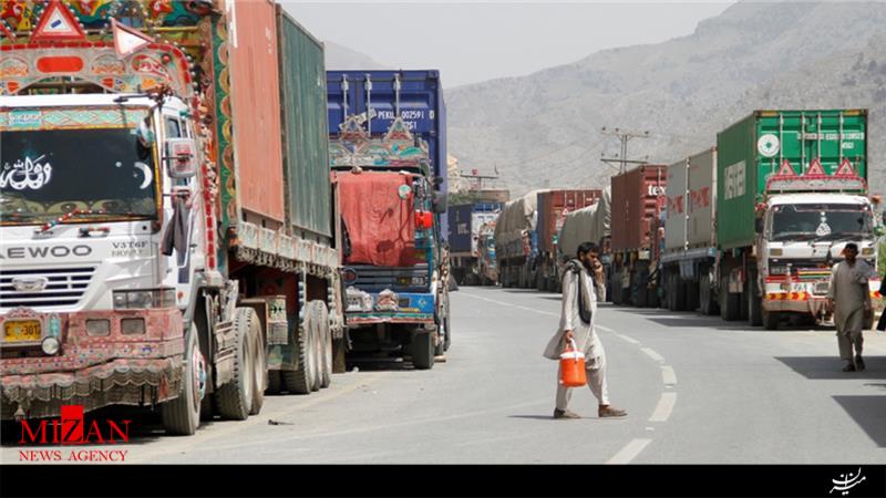 پاکستان گذرگاه مرزی ترخم را به روی افغانستان باز کرد