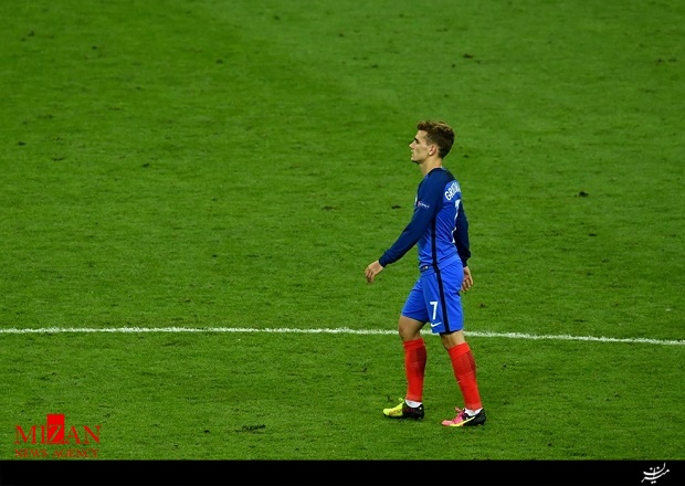 بهت بازیکنان فرانسه پس از سوت پایان + عکس