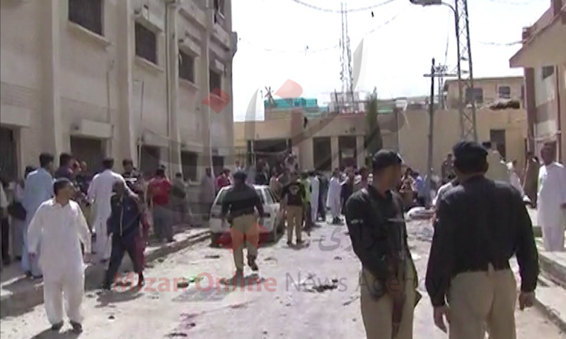 انفجاری مهیب شهر کویته پاکستان را لرزاند/80 نفر کشته و زخمی شدند+فیلم و عکس