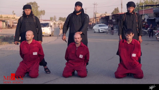 اعدام فجیع قربانیان داعش به اتهام نوشتن حرف 