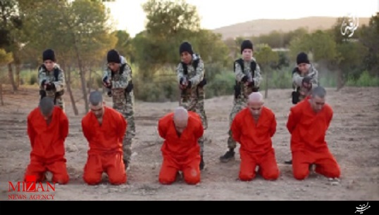 اجرای مراسم اعدام‌ بدست خردسال‌ترین جلادان داعش + فیلم (16+)