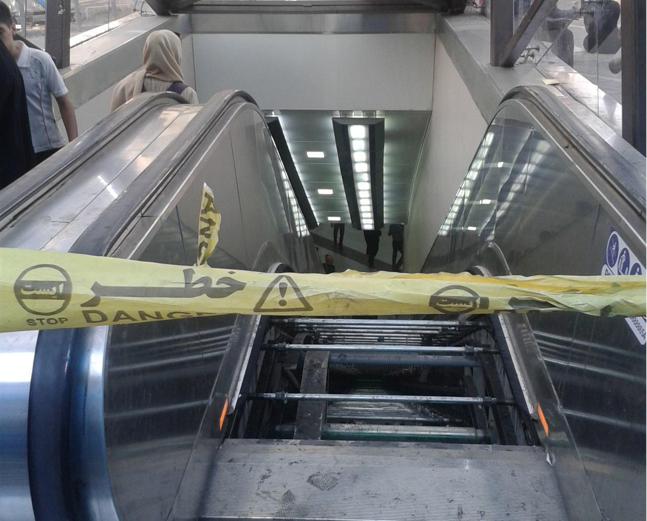 حادثه پله برقی در مترو فرهنگسرا/ انتقال 18 مصدوم به مراکز درمانی