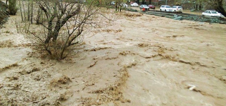 مرگ 3 نفر بر اثر سیل در گلستان/ فوت شدگان داخل رودخانه افتادند