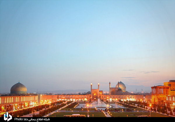 تبلیغ سایت روسی برای سفر به ایران+عکس