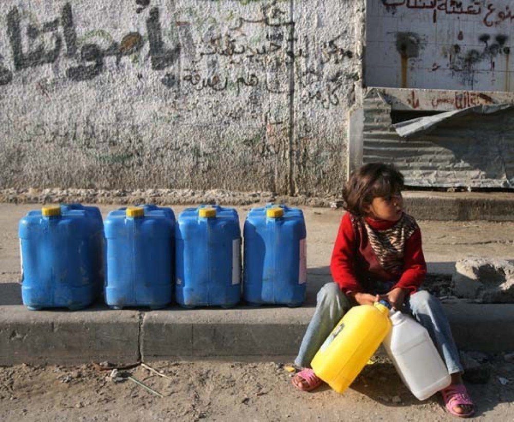 بحران آب در اردوگاه آوارگان غزه+عکس