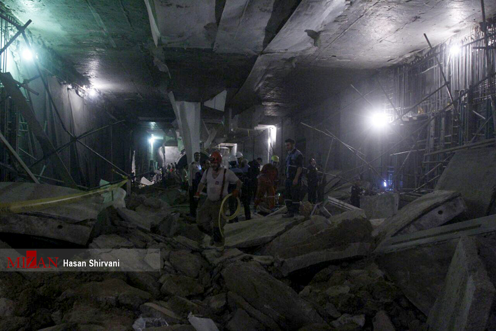 آتش نشانی: خارج کردن 15 مجروح از زیر آوار ریزش تونل مترو کیانشهر/ یک نفر زنده از زیر آوار خارج شد، یک جسد خارج شد/  قناعتی: احتمال کشته شدن چهار نفر+عکس