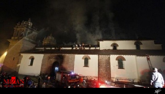 کلیسای تاریخی پرو در آتش سوخت + فیلم