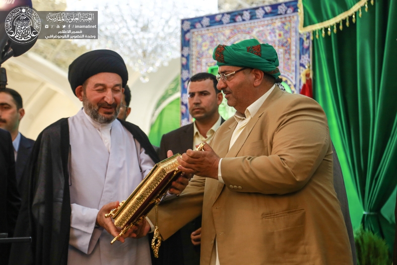 تجلیل از نیکوکاران و خادمان موکب های حسینی در افتتاحیه جشنواره غدیر+عکس