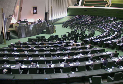 گزارش دیوان محاسبات در مورد حقوق های نجومی به مجلس می رود
