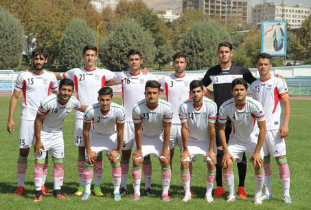 پیروانی 23 بازیکن را به اردوی تیم فوتبال جوانان دعوت کرد