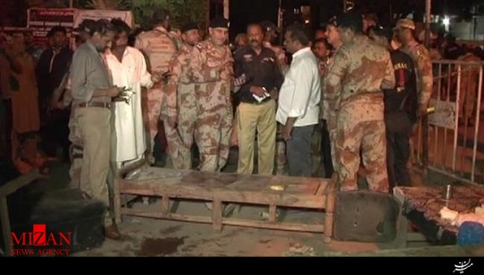 حمله به مسجد شیعیان پاکستان در کراچی + فیلم