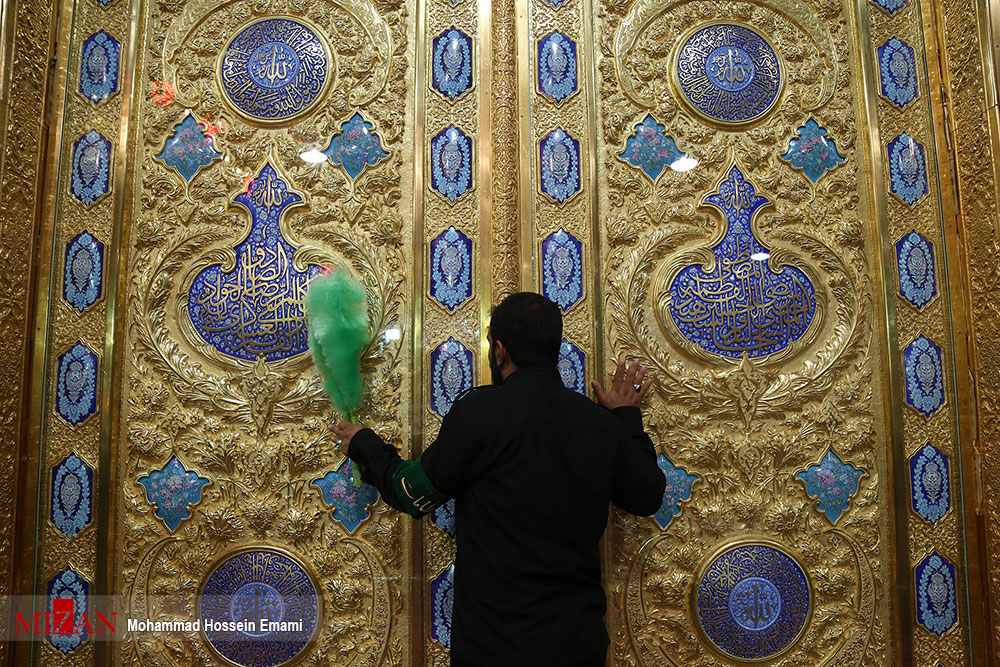 مردم از ضریح امامین عسکریین (ع) بازدید کردند + عکس