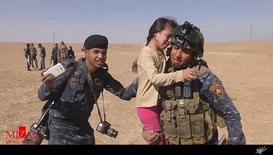 تشکر احساسی کودک موصلی از نیروهای ارتش عراق + فیلم