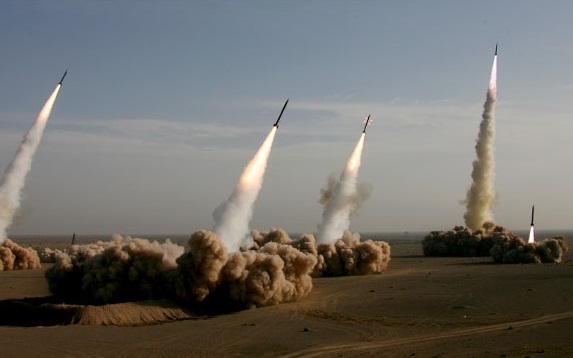 قدرت موشکی ایران برای عرض اندام نیست/ اگر کوتاه بیاییم، می گویند 