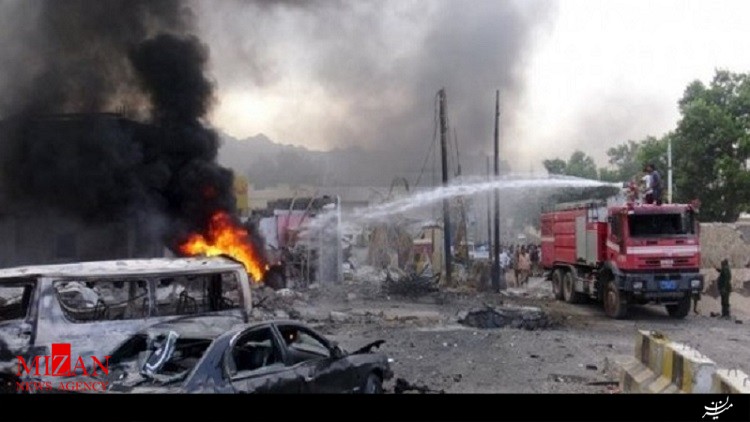 انفجار بمب مقابل ساختمان بانک مرکزی یمن