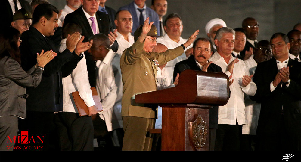 میلونها نفر در مراسم خاکسپاری رهبر انقلابی کوبا شرکت کردند