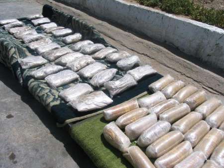 کشف 407 کیلوگرم مواد مخدر در درگیری با قاچاقچیان مسلح