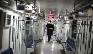 نقص فنی مترو در ایستگاه میدان حر/مترو: دود گرفتگی جزئی بود