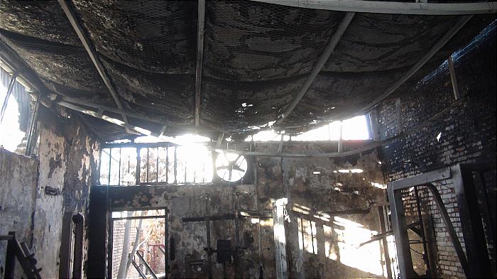 باشگاه بدنسازی در آتش سوخت+تصاویر
