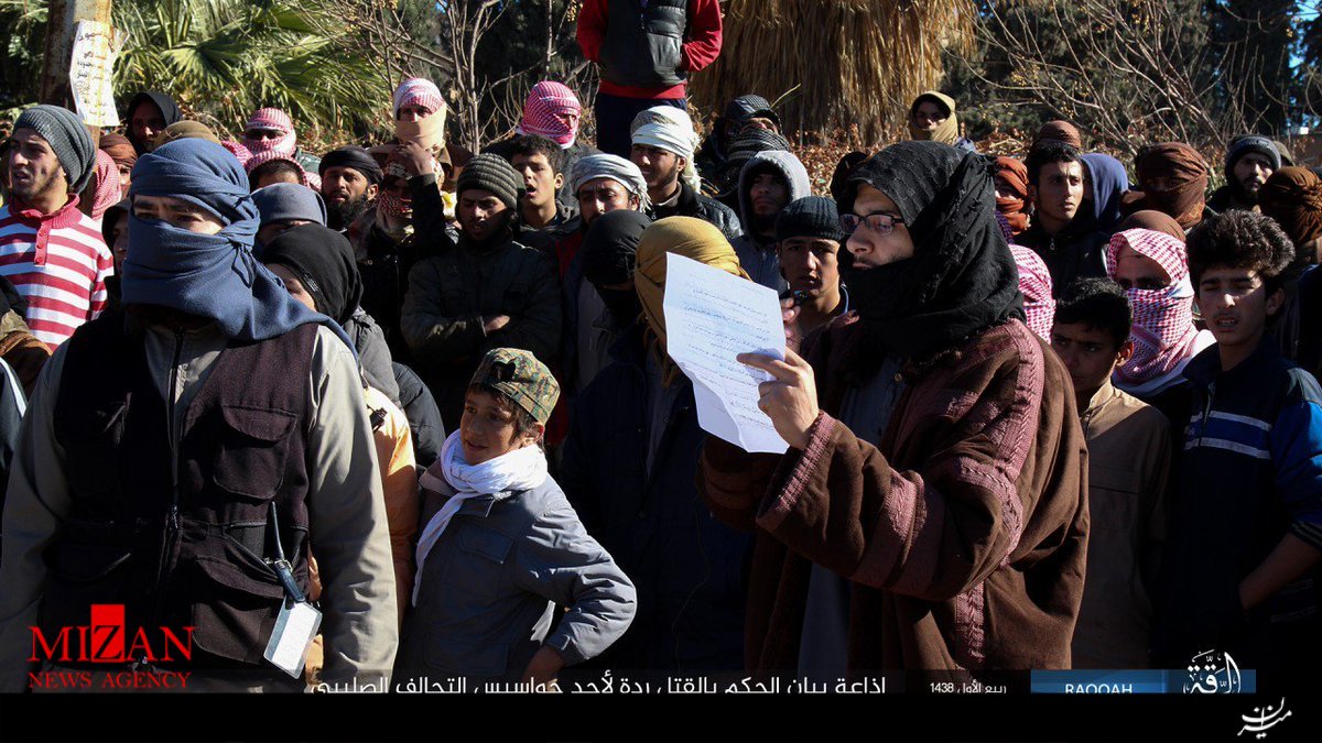 داعش مردی را به اتهام جاسوسی به صلیب کشید+ تصاویر (+16)