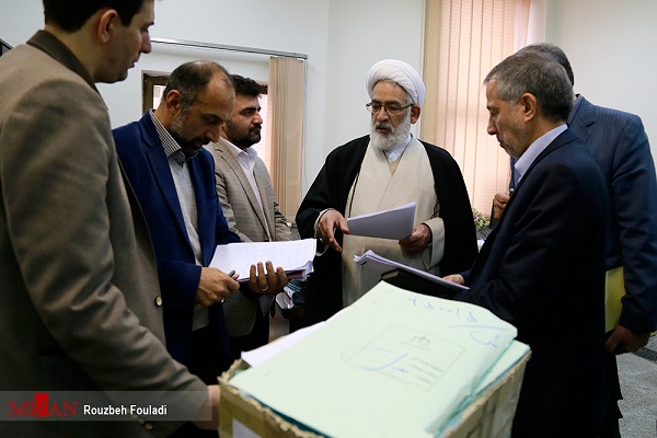 دادستان کل کشور به صورت سرزده از دادسراهای جنایی و ویژه سرقت تهران بازدید کرد/ دستور ویژه برای رسیدگی فوق العاده به پرونده سارقان مسلح مغازه‌ها