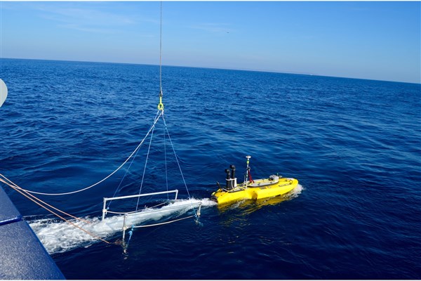 اقیانوس‌شناسی با قایق‌ها و زیردریایی‌های رباتیک