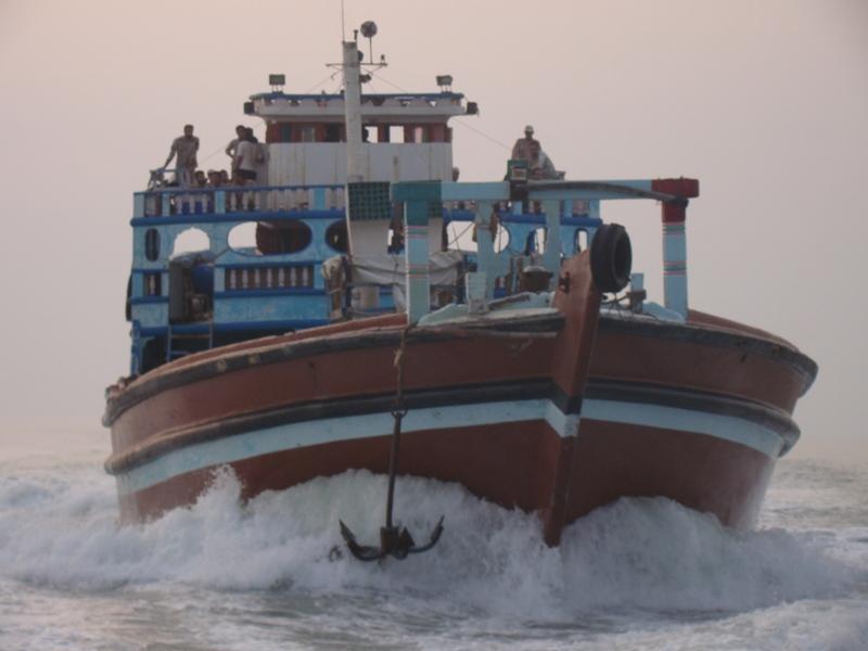 توقيف بيش از 11 ميليارد ريال کالای قاچاق در آب های خليج فارس