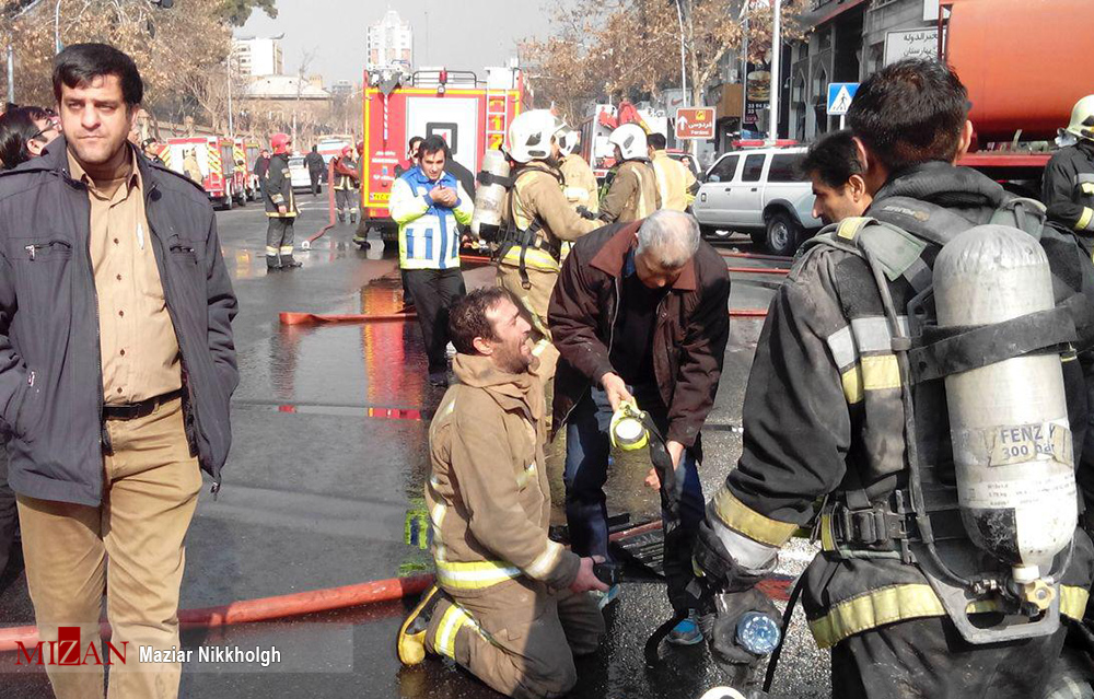 درخواست مجوز بالگرد امدادی در تهران / بستری شدن 7 مجروح حادثه پلاسکو در بیمارستان ها