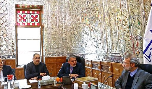 لاریجانی در دیدار با وزیر فرهنگ و ارشاد اسلامی؛باید واقعیت اثرگذاری فضای مجازی را بپذیریم / تولیدات هنری در وزارت ارشاد باید رویکرد مردمی داشته باشد