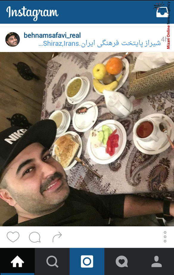 بهنام صفوی در حال سرو صبحانه با آش مخصوص شیرازی