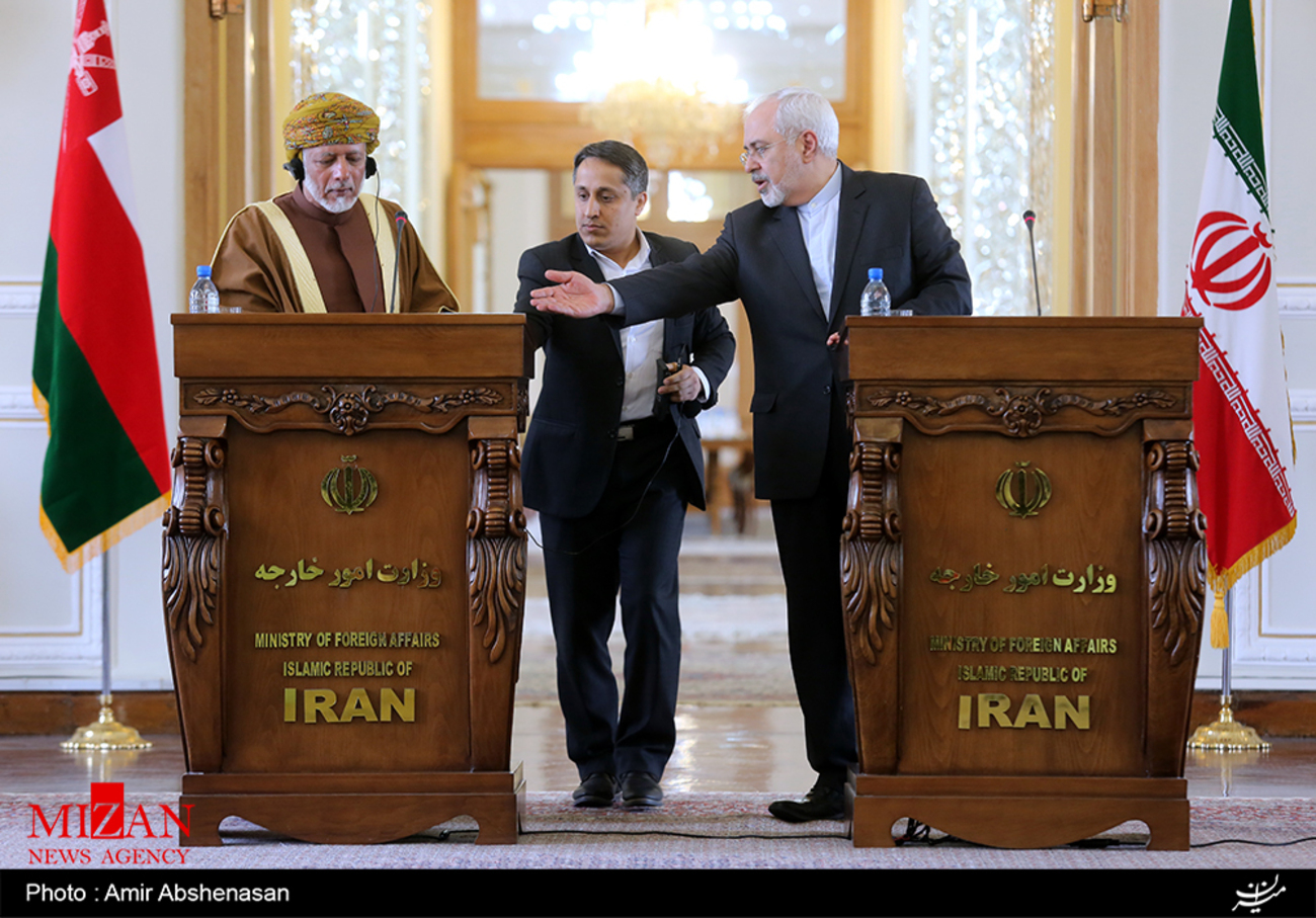 دیدار و نشست خبری وزرای خارجه ایران و عمان