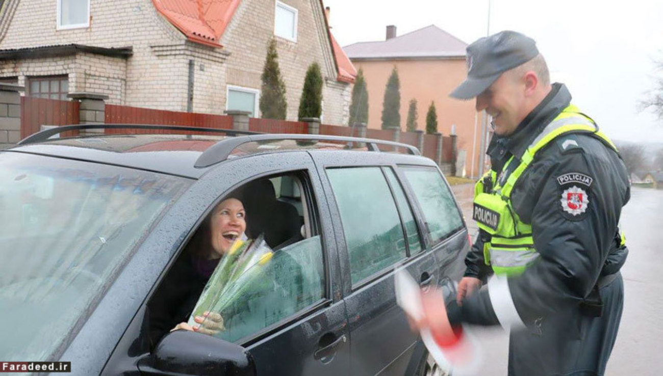 کار جالب پلیس لیتوانی در روز زن + تصاویر