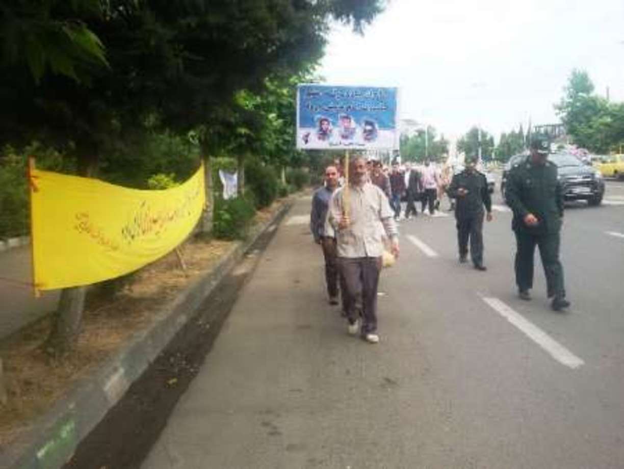 عزیمت کاروان پیاده زایران آستارایی برای شرکت در مراسم سالگرد رحلت امام خمینی(ره).
