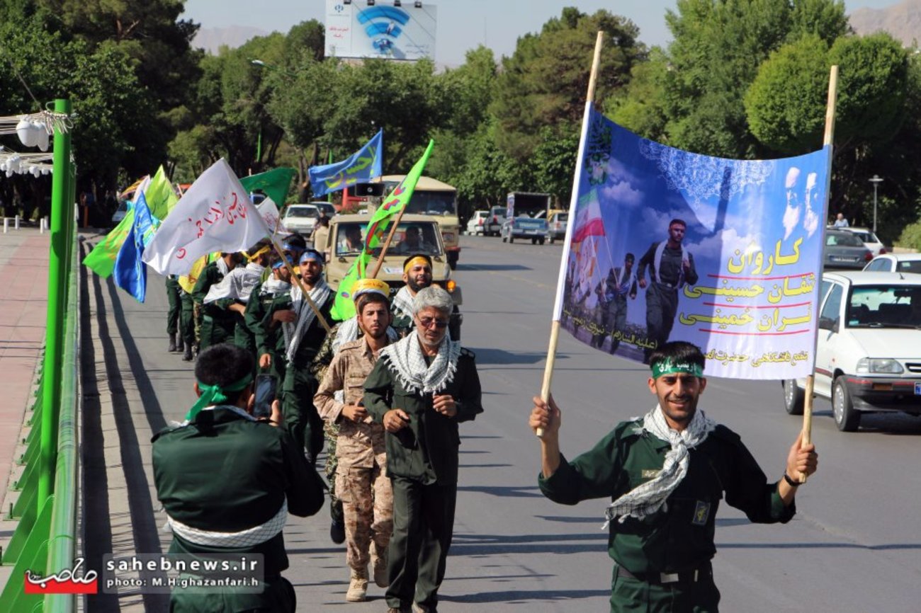 کاروان پیاده‌روی ۷۰۰ نفری مجتمع دانشگاهی حضرت امیرالمومنین(ع) سپاه از اصفهان به سمت حرم حضرت امام خمینی(ره) حرکت خود را آغاز کرد.