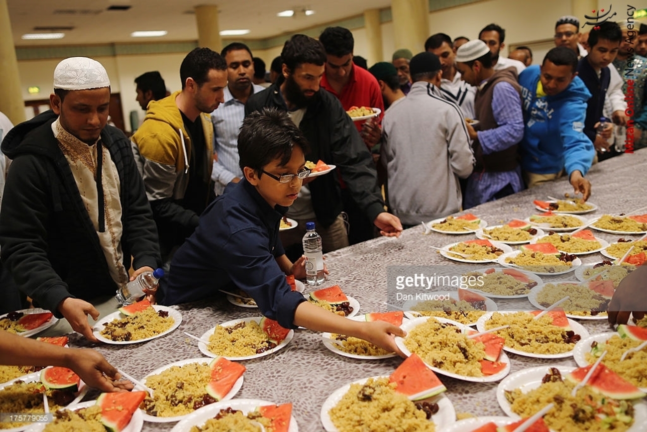 خوراکی های ماه رمضان در مرکز اسلامی لندن