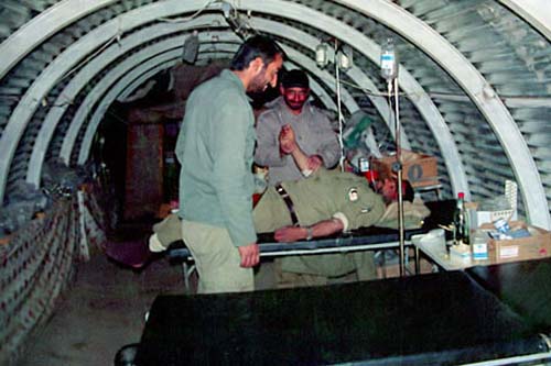 بیمارستان صحرایی در جنگ