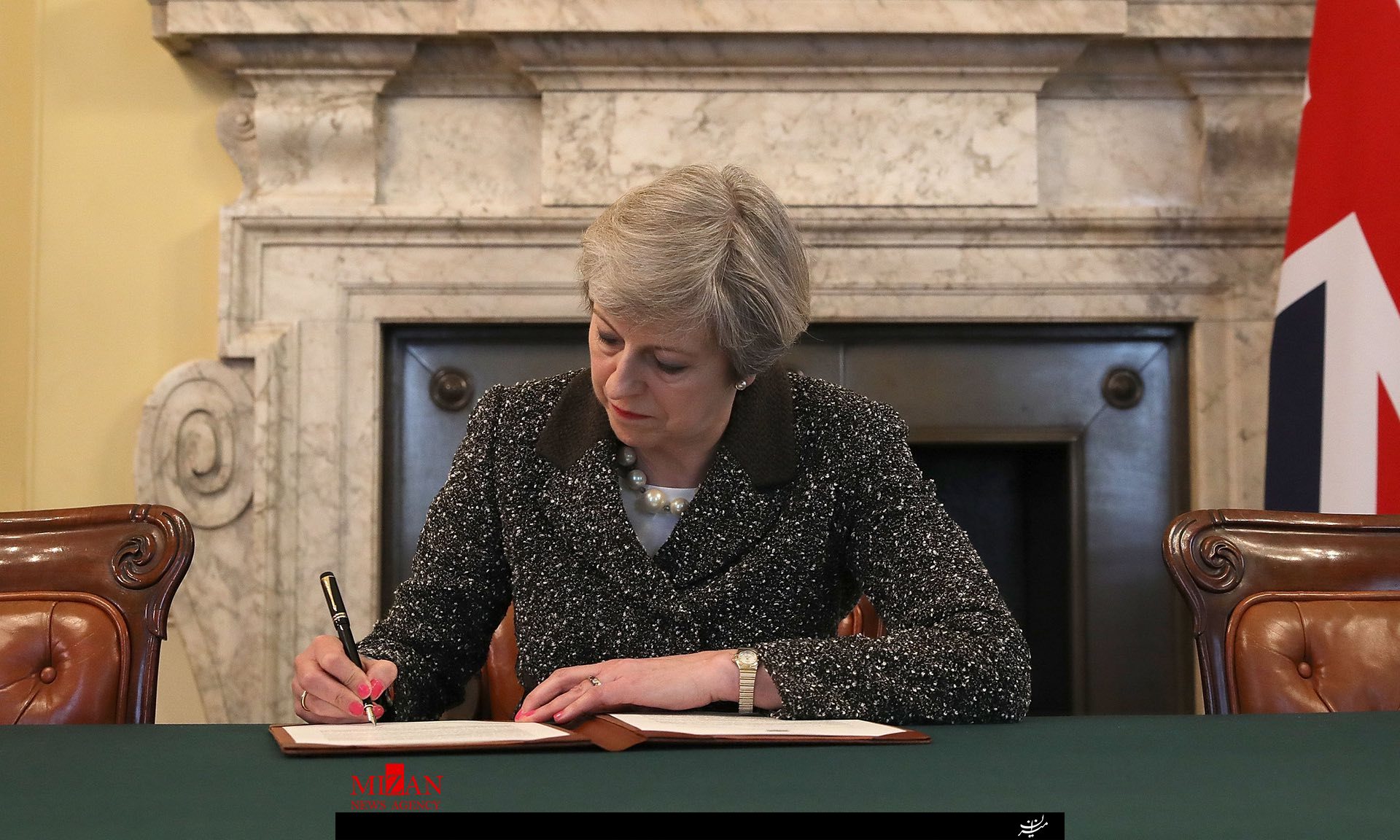 ترزا می نامه خروج انگلیس از اتحادیه اروپا را امضا کرد