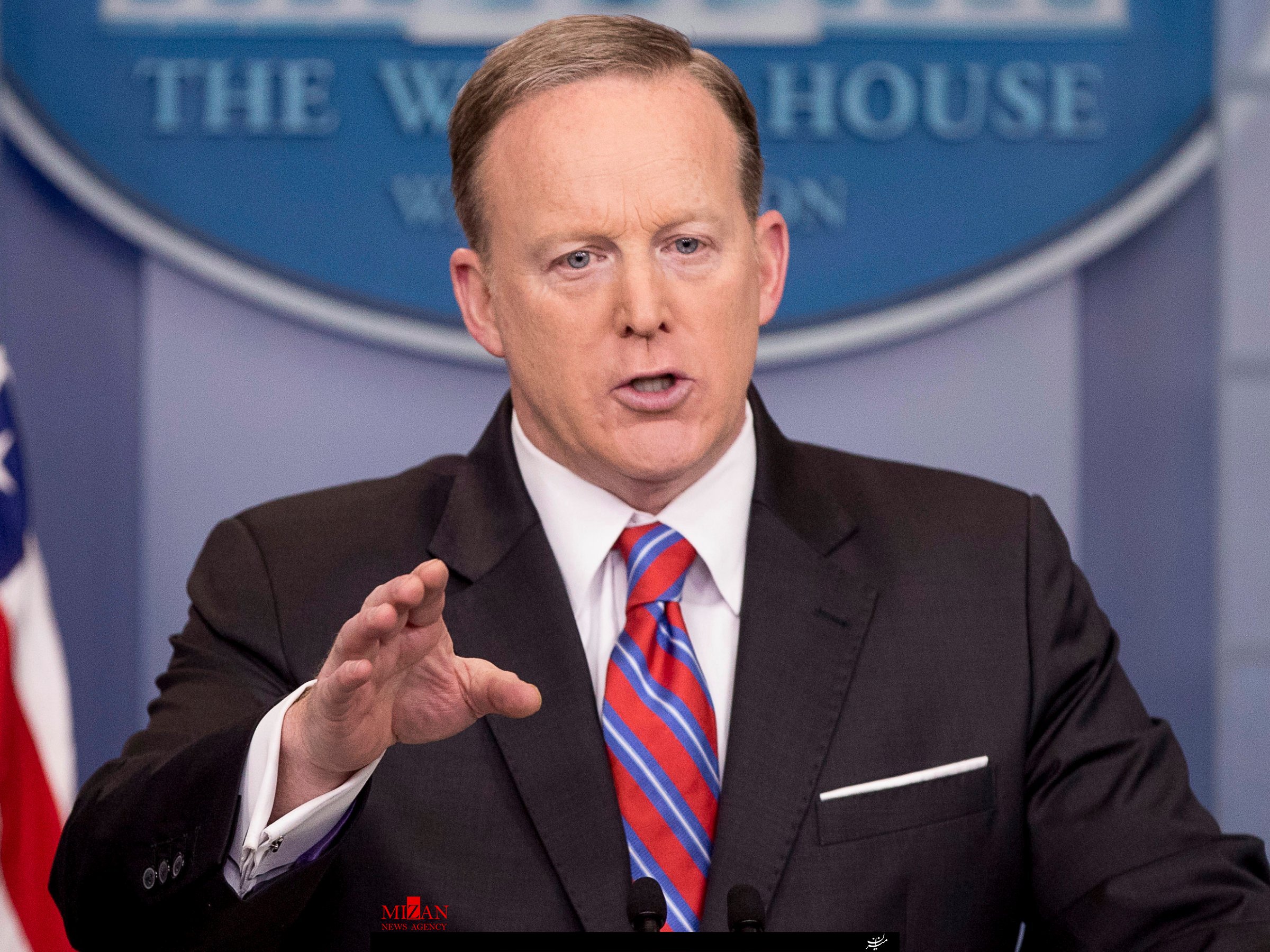 سخنگوی کاخ سفید رسانه‌های آمریکا را به دروغ‌پردازی متهم کرد