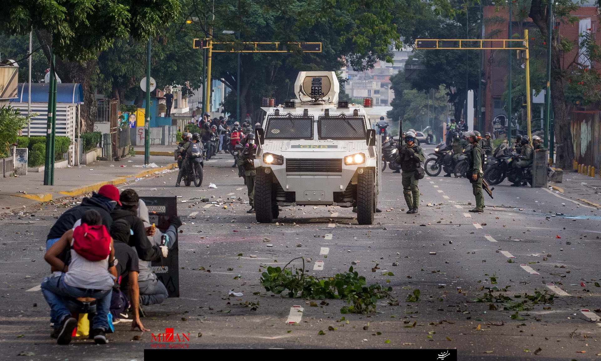 ادامه موج گسترده تظاهرات در ونزوئلا/دستکم سه نفر کشته و ده‌ها نفر زخمی شدند