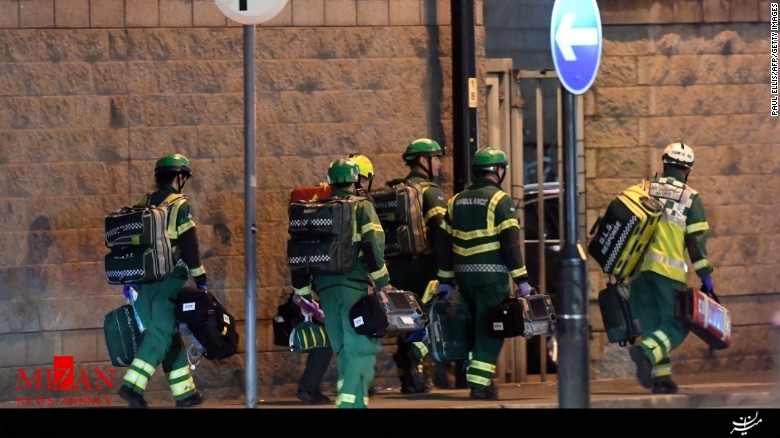 انفجار در منچستر 19 کشته و 59 زخمی برجای گذاشت/سی بی اس: انفجار منچستر توسط یک عامل انتحاری انجام شد+ فیلم و تصاویر