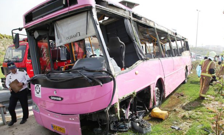 واژگونی اتوبوس در نیاوران با 21 مصدوم