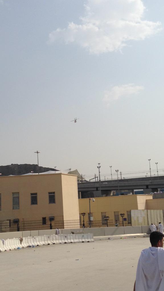 انتشار تصاویر تازه از اجساد زائران در منا/پرواز بالگردهای سعودی برفراز عرفات
