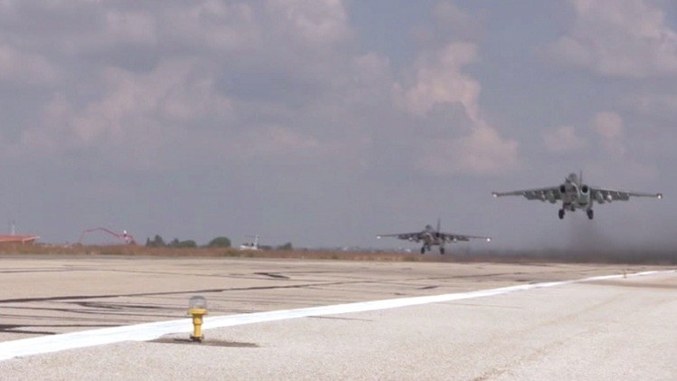 جنگنده‎های روسیه مواضع داعش در اطراف فرودگاه کویرس را بمباران کردند