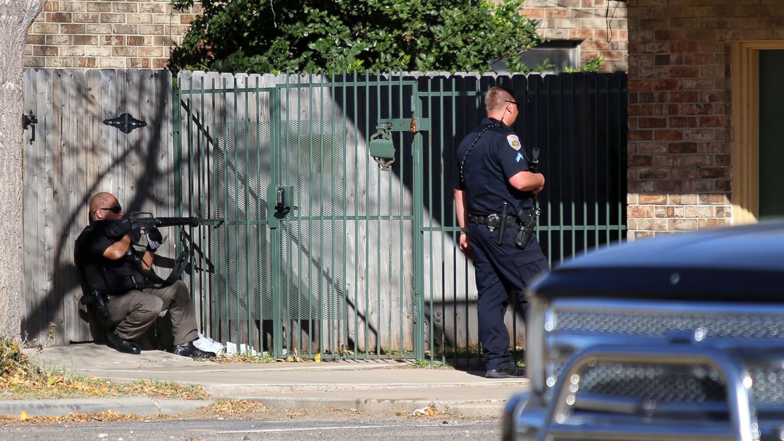 مهاجمان ناشناس 2 افسر پلیس آمریکا را در تگزاس کشتند
