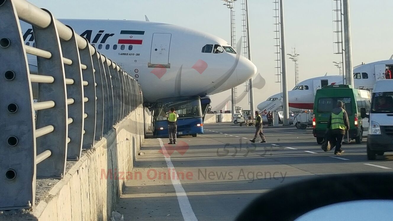 نخستین تصاویر از تصادف هواپیمای ماهان ایر در فرودگاه آتاترک استانبول منتشر شد+عکس